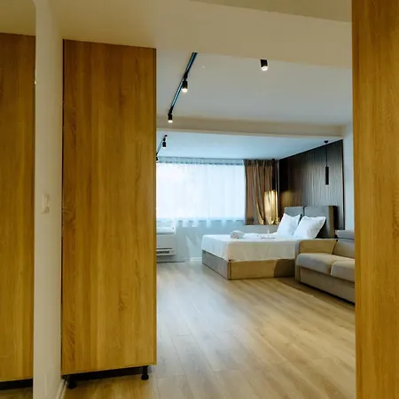 Hotel Noon Tirana