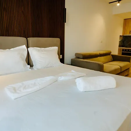 Hotel Noon Tirana