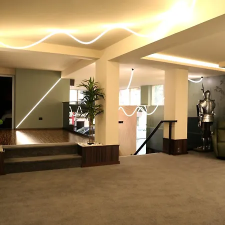 Otel Noon