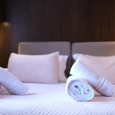 Otel Noon