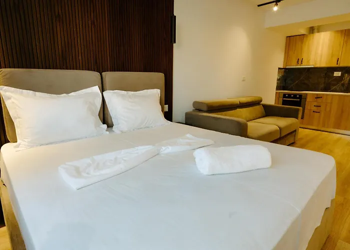 Hotel Noon Tirana
